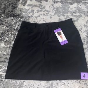 Eddie Bauer black Adventurer 2.0 Skort Size 4- NWOT